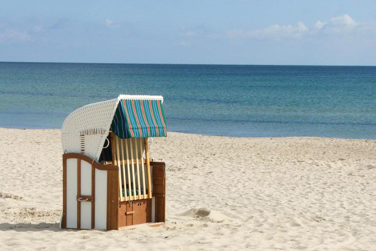 Zentral Aber Ruhig, Terrasse Mit Viel Gruen - Strandnahes Ferienhaus Luki Goehren  Eksteriør bilde